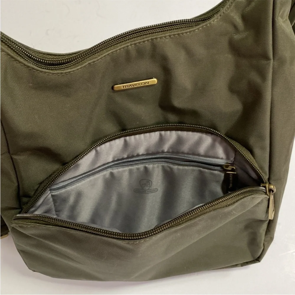 Travelon Anti-Theft Classic Essential Messenger Crossbody Bag - Picture 10 of 16